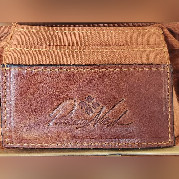 Patricia Nash Kiss Lock Large Wristlet - Picture 7 of 14